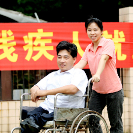 内蒙古：残疾人就业同等条件下优先录用