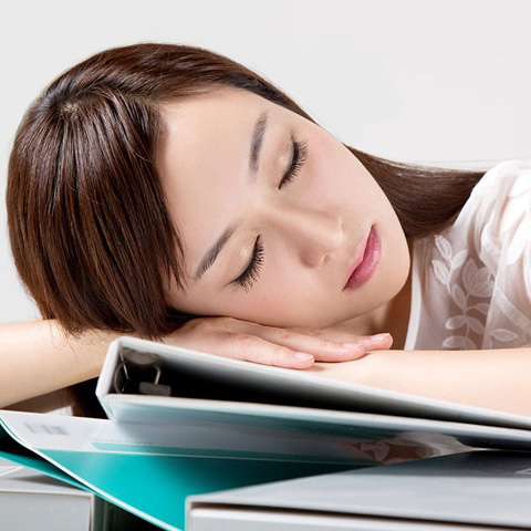 日本：政府改革工作方式 日企鼓励员工睡午觉