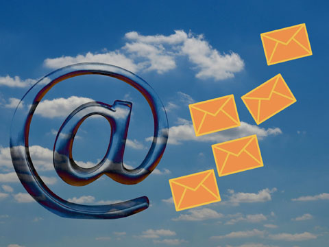 电子邮件的发送与接收，要落实“第一收件人”或“第一抄送”负责制