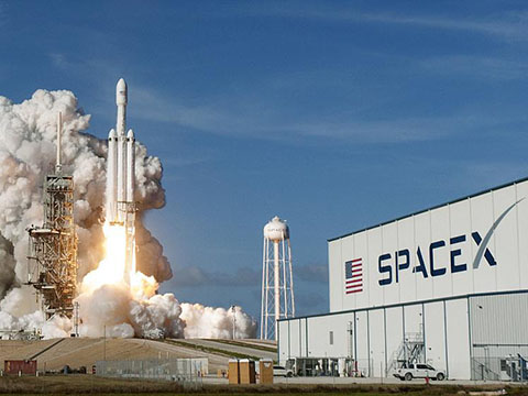 SpaceX：裁员10% 向下岗工人提供至少8周的工资和其他福利