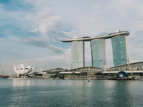 新加坡：申请外籍员工就业准证月薪至少4500元