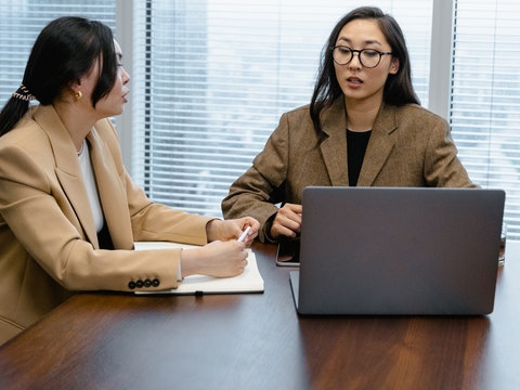 违法解除劳动合同，原岗位被撤销，劳动者还能要求继续履行吗？